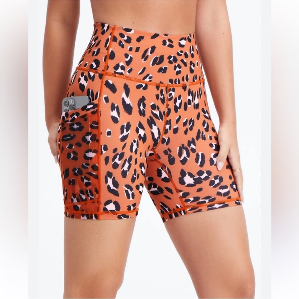 Fabletics small leopard print bike shorts with pockets